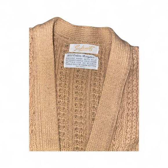 Vintage Sakowitz Orlon Acrylic Sweater RN25781 | 70s Soft Knit Pullover | - Picture 2 of 2